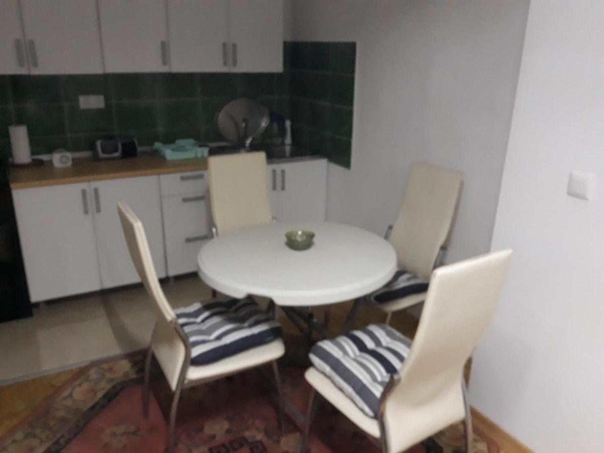 Apartman Sara SJJ Exteriör bild